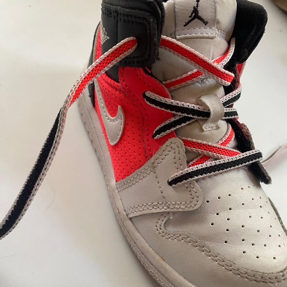 Toddler 9C Nike Jordan shoes